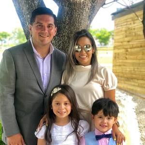 Meet your Posher, Glorimar